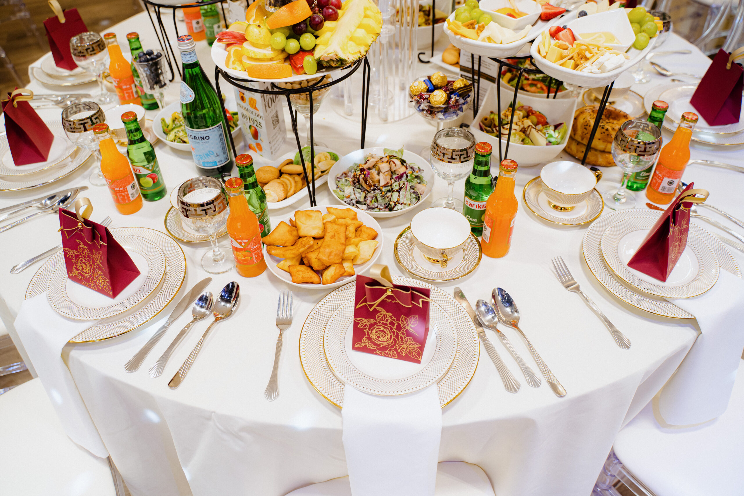 Food and Tables 20
